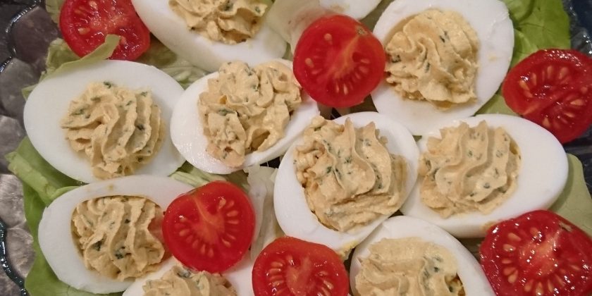 Eier gefüllt mit Senf-Käse – Die Gourmetlette