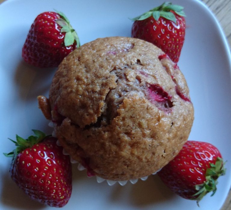 Erdbeer-Rhabarber-Muffins – Die Gourmetlette